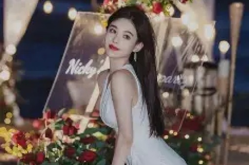 两位顶流疑交往国民明星夫妻口碑这个6月娱乐圈太热闹