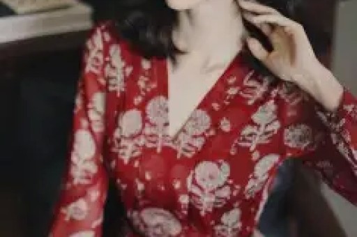 青年演员自曝无戏可拍曾与杨紫是同学生活拮据早已入不敷出