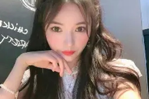 最近娱乐圈的大瓜你们吃了吗？